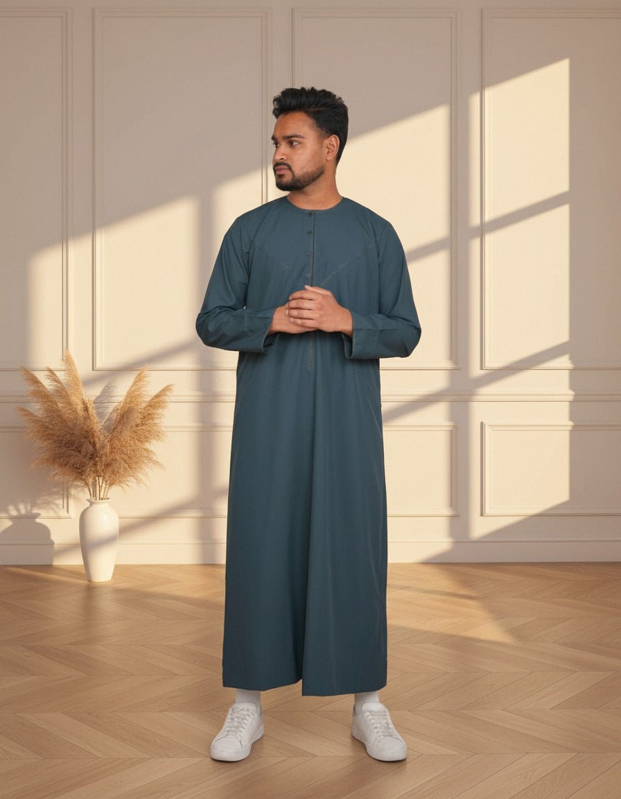 Emirati Thobe Dark Green Full View – Modest Islamic Wear USA & Canada