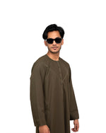 Emirati Thobe Dark Olive for Men – Side Profile, Collar Detail | Furqanwear