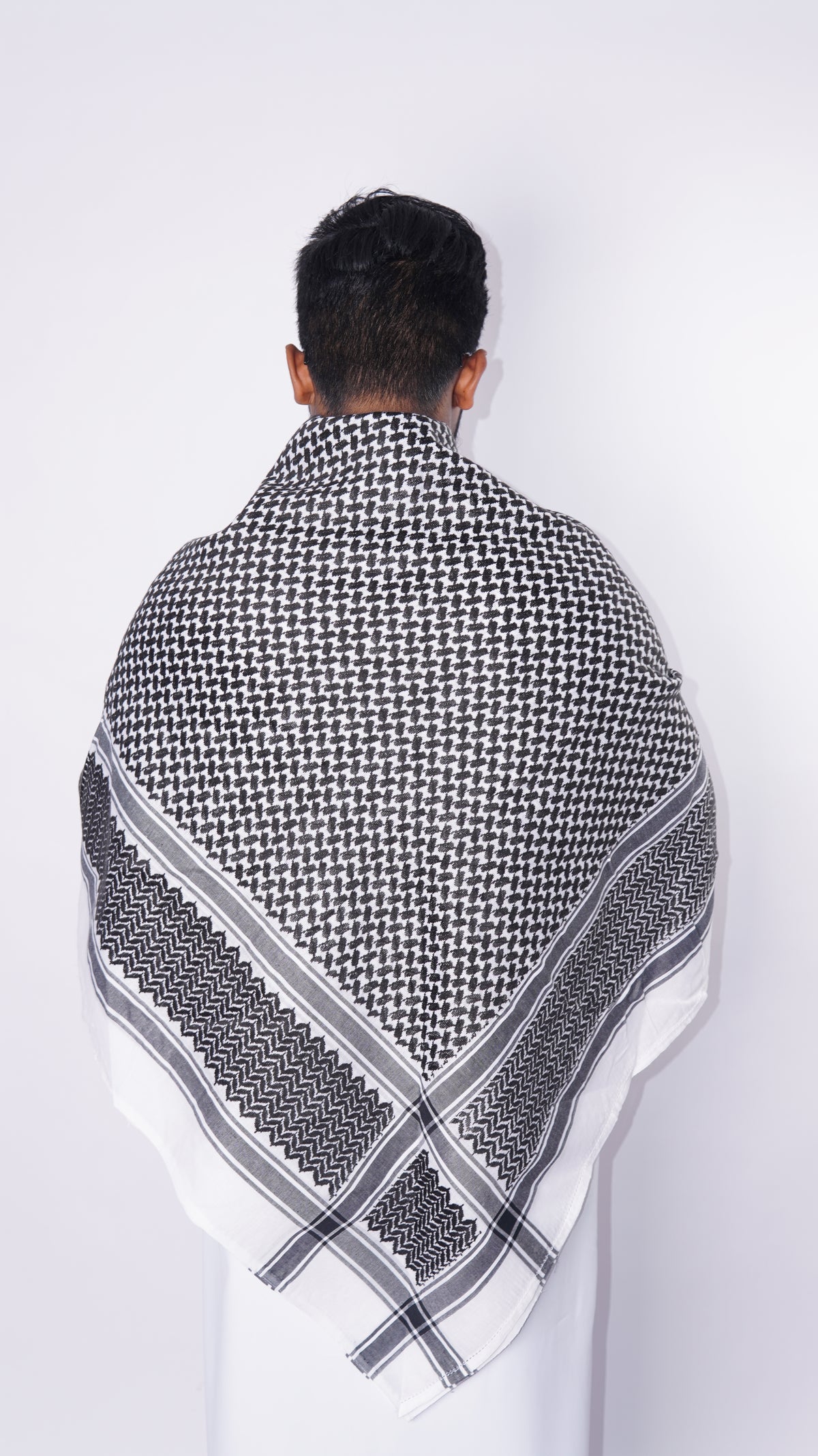 Keffiyeh Black.