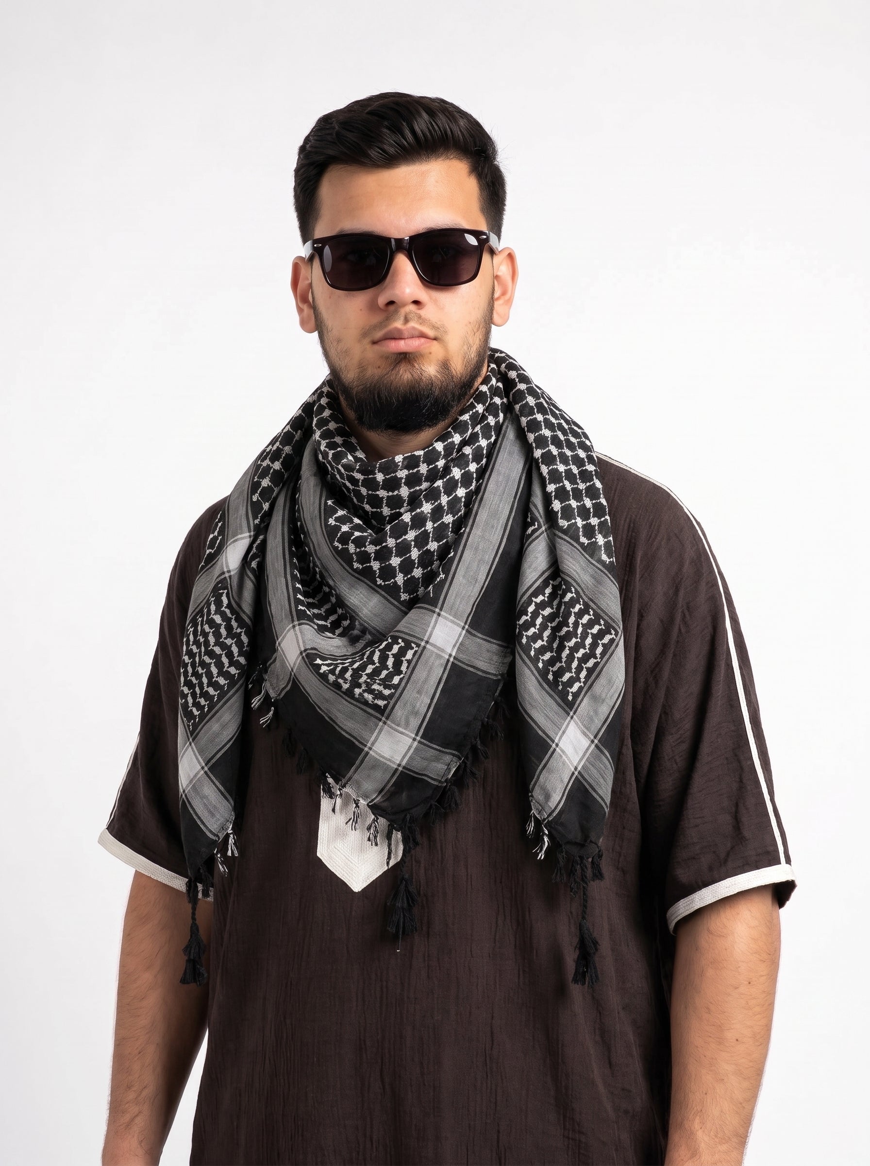 How to Wear a Keffiyeh Scarf: 5 Styles for Muslim Men