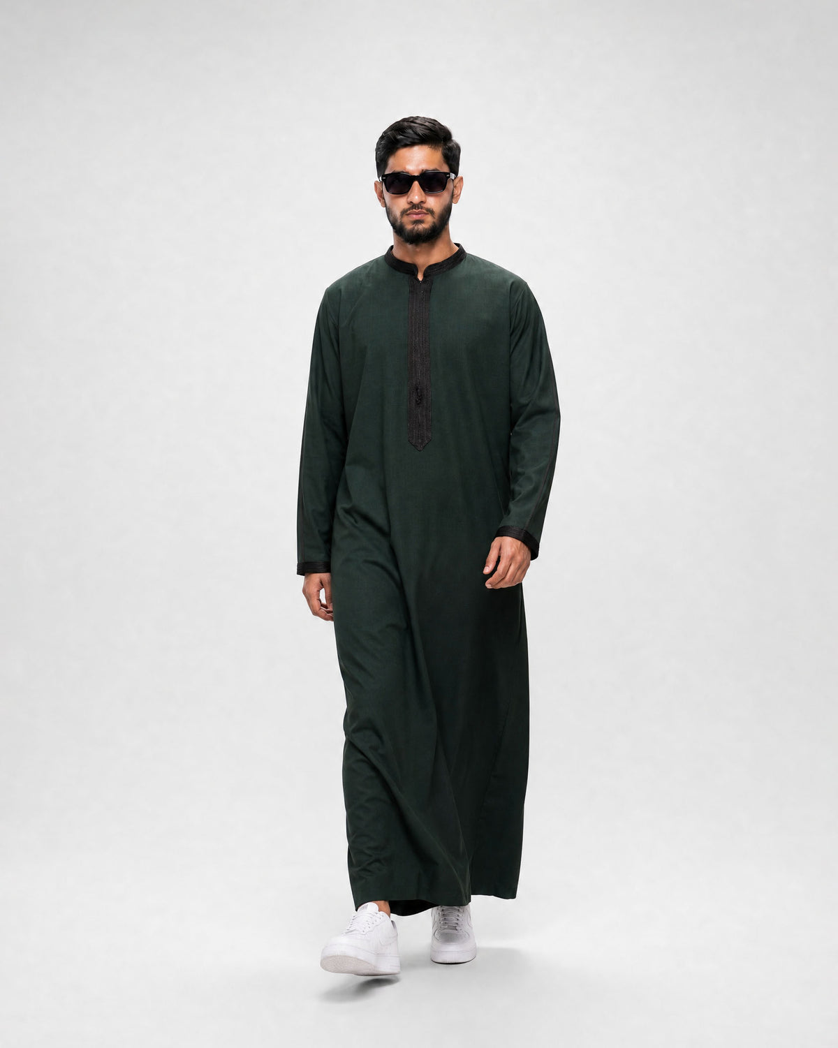 Men's Royal Thobe in green – premium Islamic clothing by Furqanwear