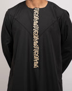 Emirati Thobe Black for Men – Embroidered Collar Detail – Furqanwear