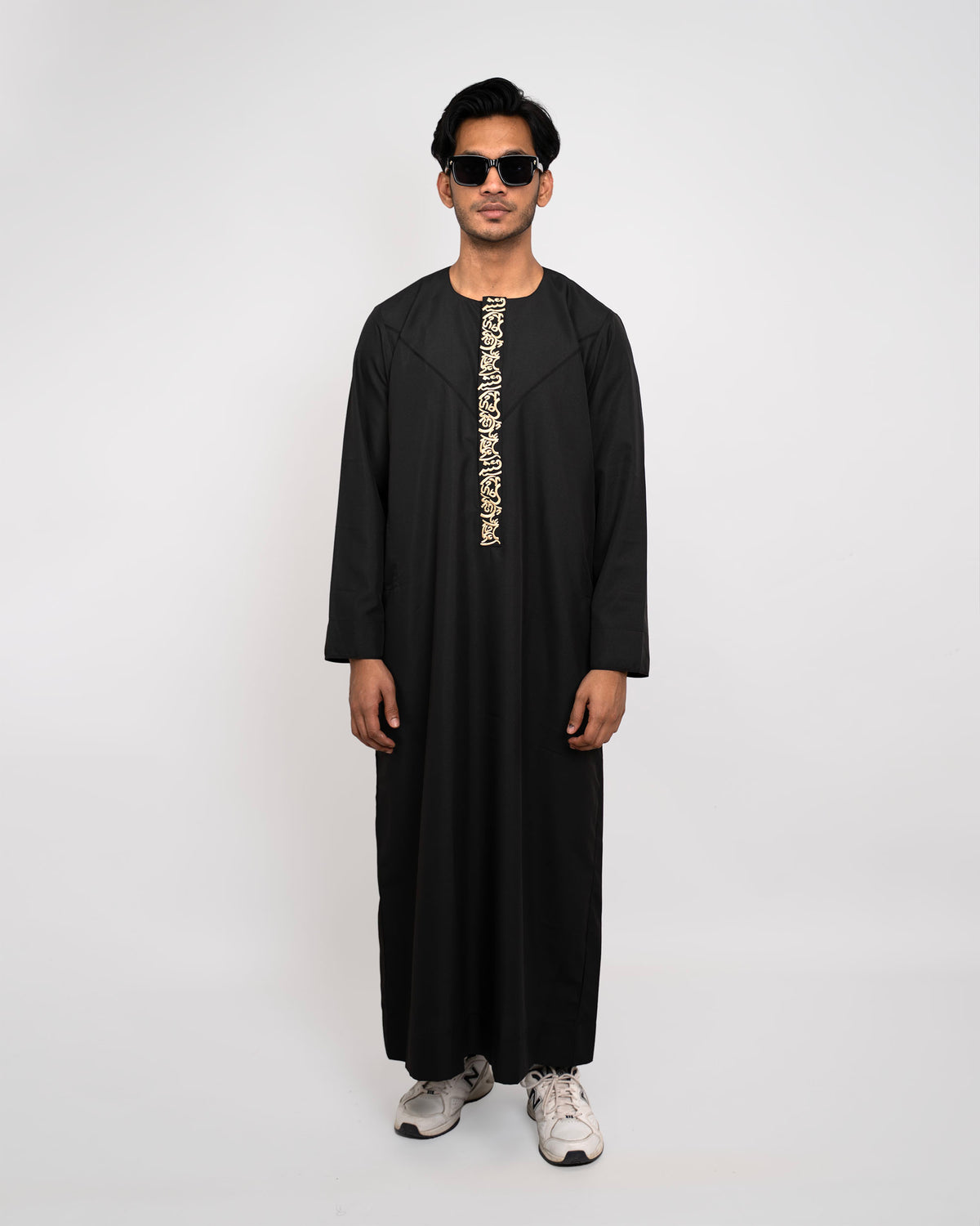Emirati Thobe Black Embroidered Full Length – Eid & Jummah Wear USA & Canada