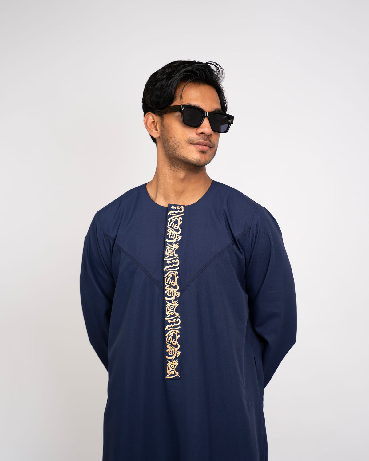 Emirati Thobe Embroidered Navy Blue for Men — FurqanWear Canada
