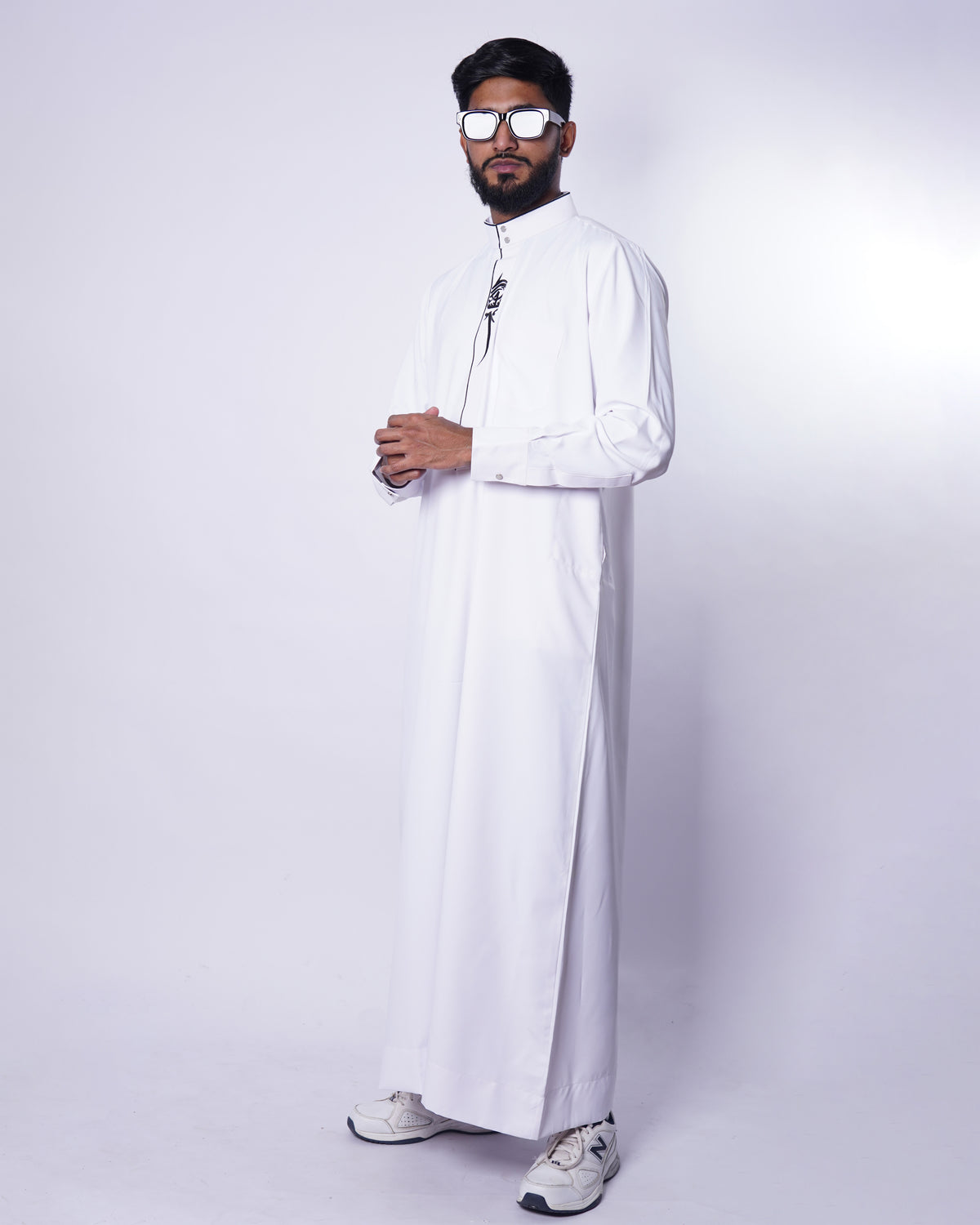 White Embroidered Thobe Jubbah Islamic Cloth Robe Men Toronto