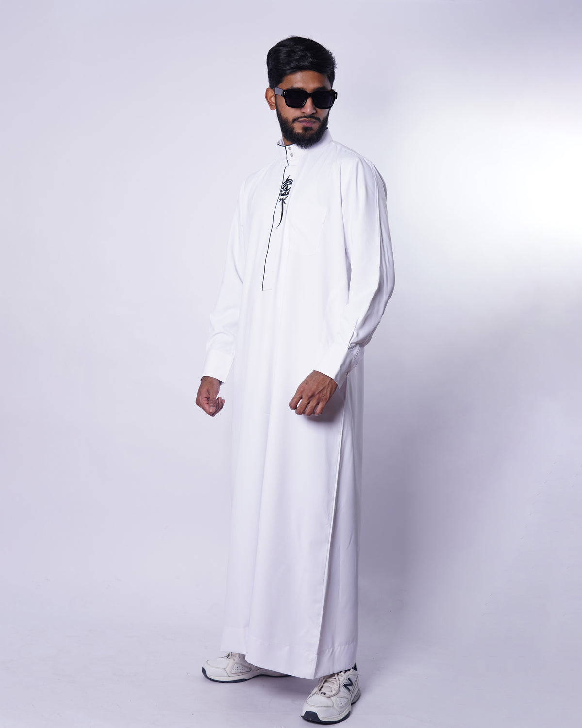 White Embroidered Thobe Jubbah Islamic Cloth Robe Men Toronto