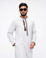 Omani Thobe White side view 