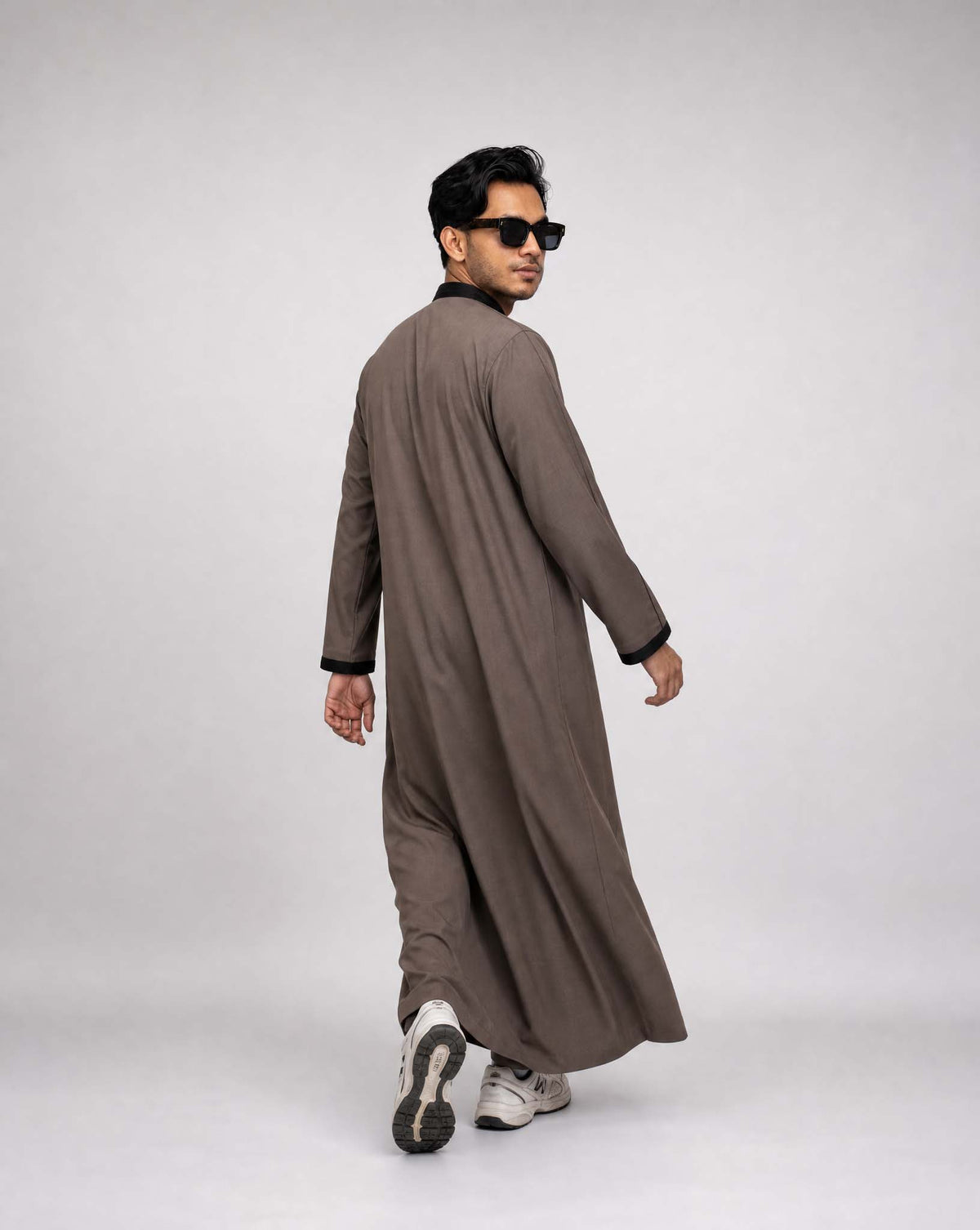 Men's Royal Thobe in olive – premium Islamic clothing by Furqanwear
