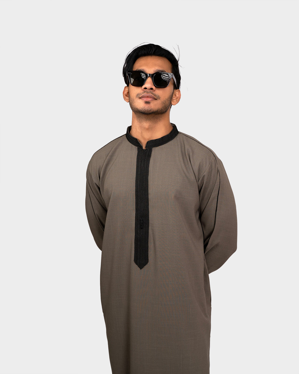 Royal Thobe Olive for Men in USA & Canada – Italian Linen | Furqanwear