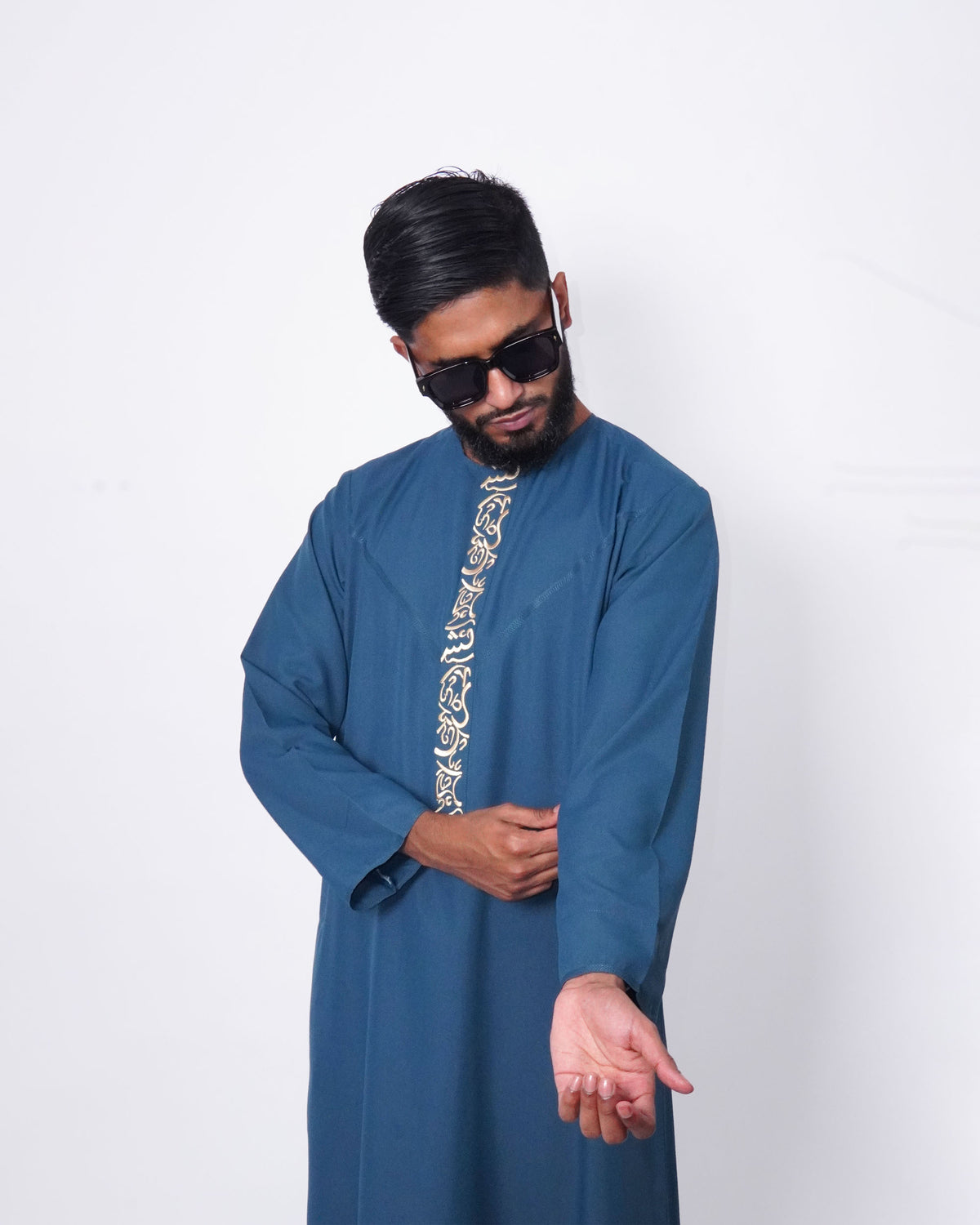 Sea Blue Emirati Thobe Embroidered – Half View Front